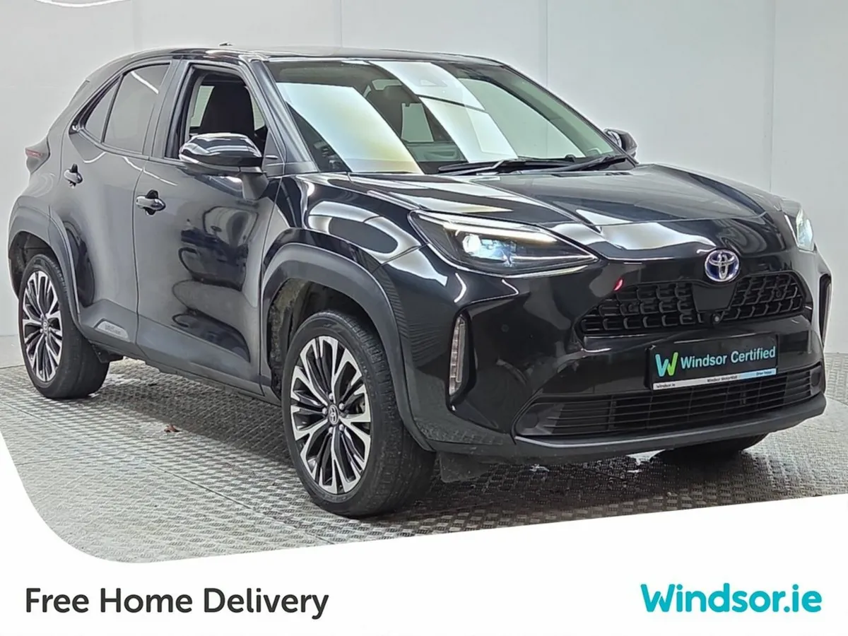 Toyota Yaris Cross 1.5 Z Hybrid Auto *Top spec* - Image 1
