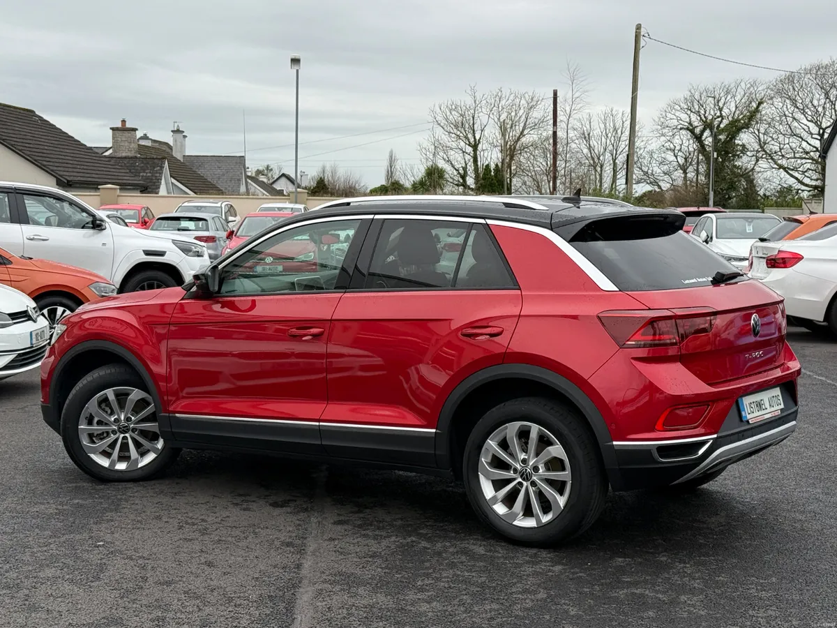 232 VW T-ROC STYLE 2.0TDI 150BHP AUTOMATIC - Image 3