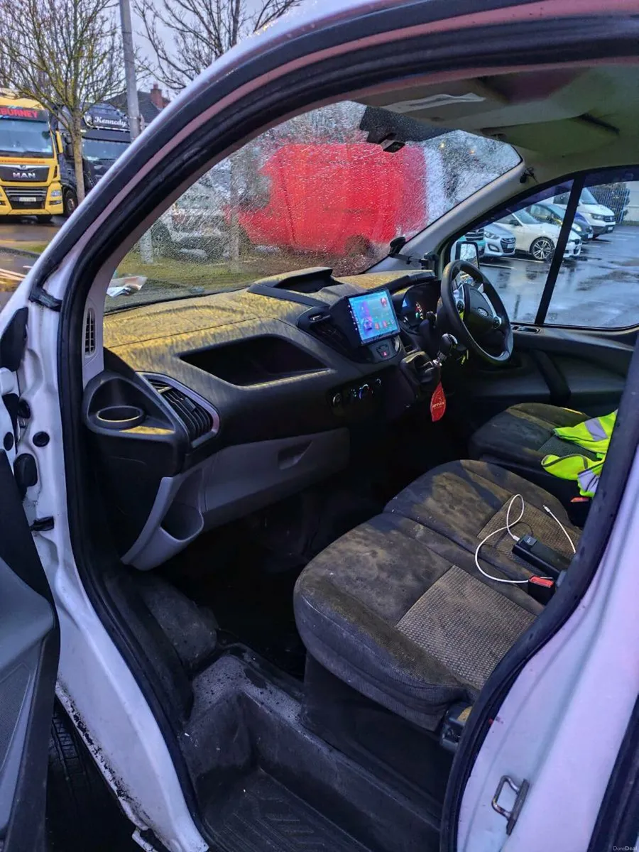 Ford transit custom - Image 4