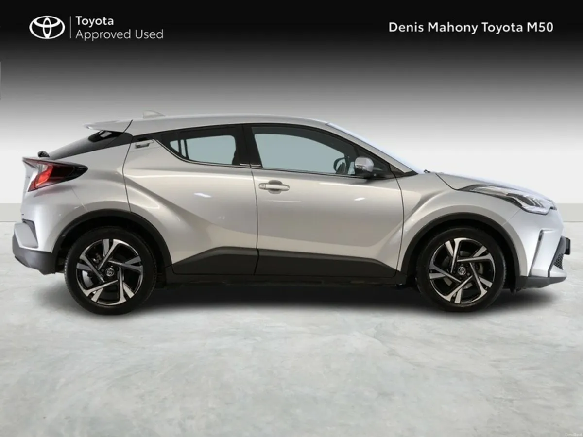 Toyota C-HR Sport Hybrid - Image 3