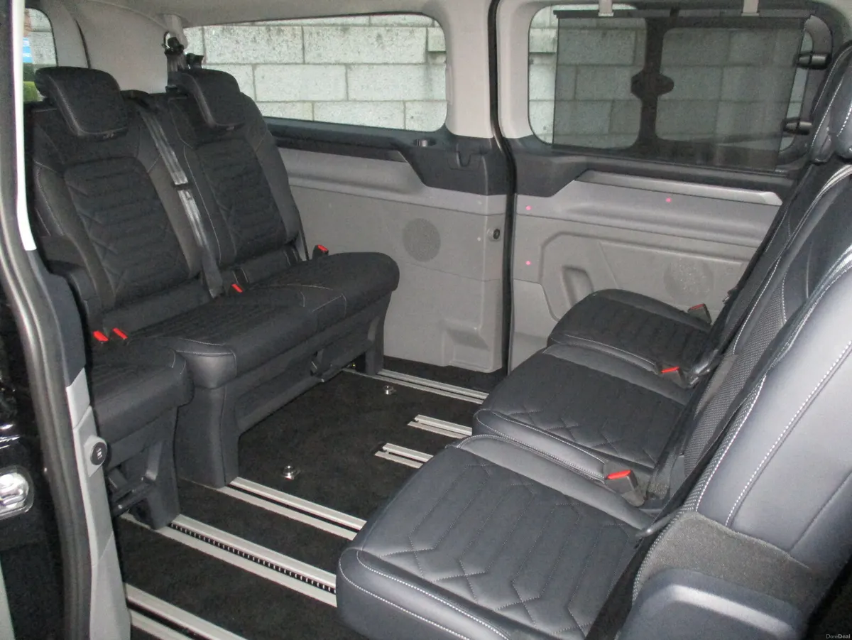 2026 FORD TOURNEO TITANIUM 2.5 PHEV 9 SEATER - Image 4