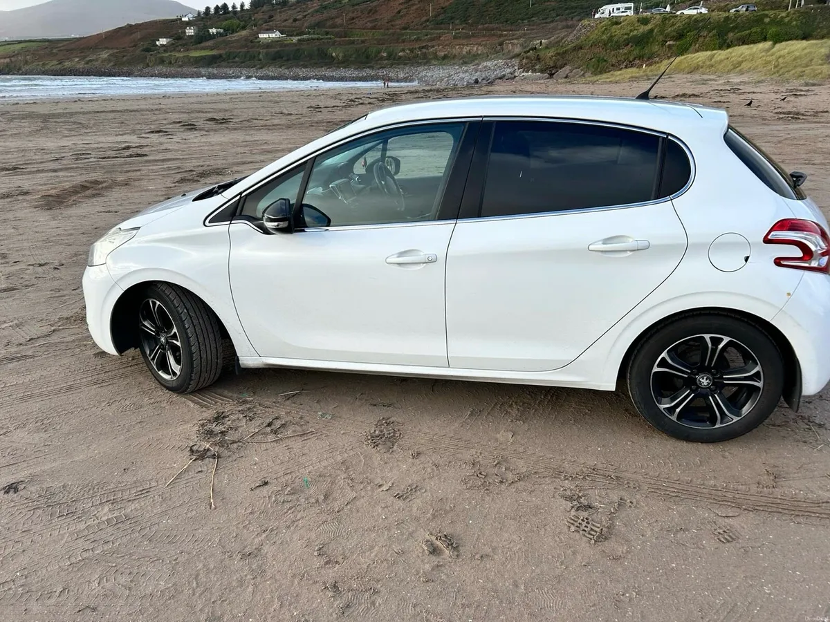 Peugeot 208 1.4 Diesel Allure - Image 3