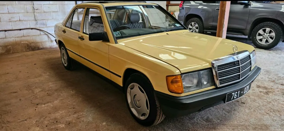 Mercedes benz 190 - Image 1