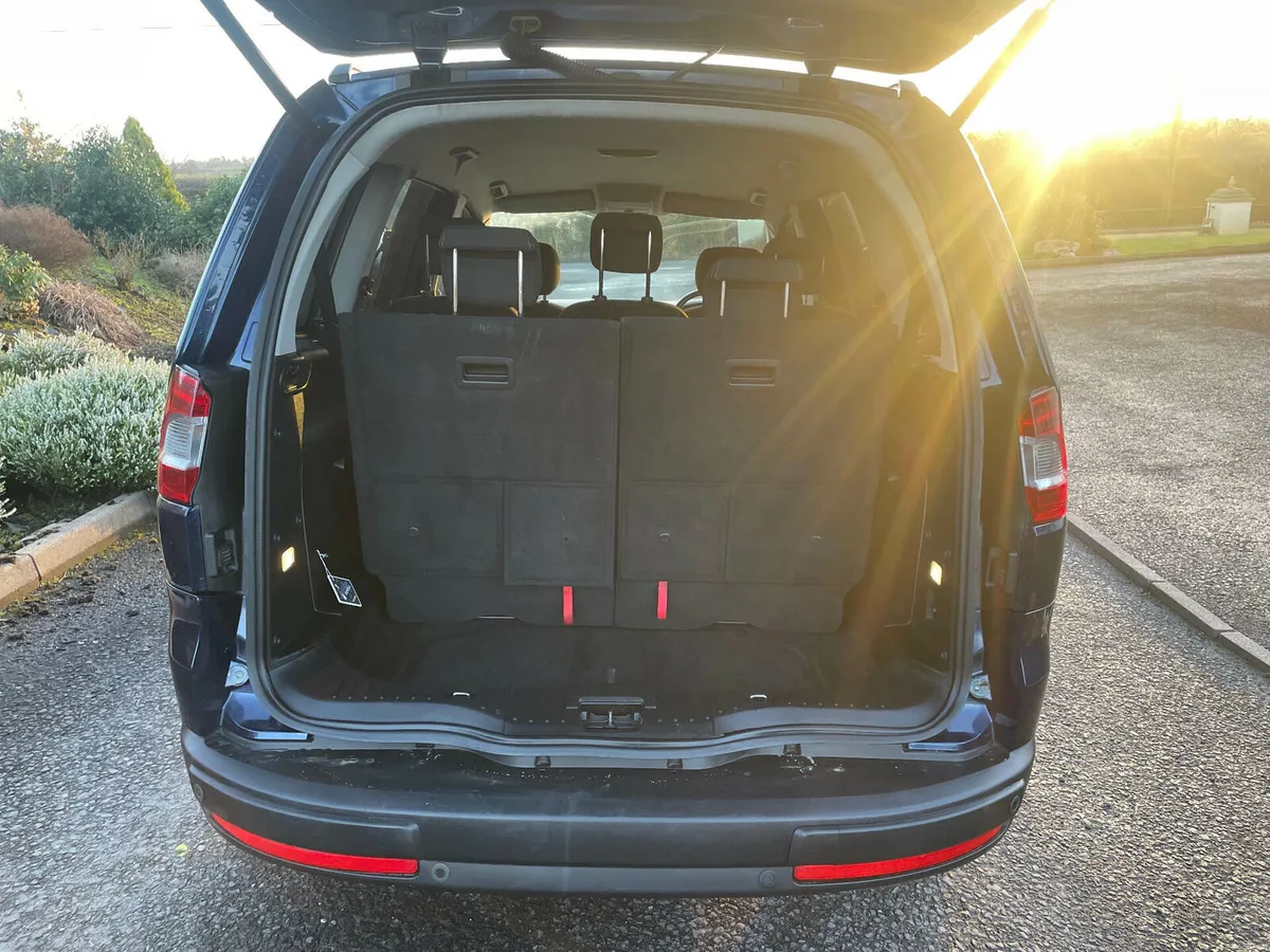Ford Galaxy 2.0 ZETEC - Image 4
