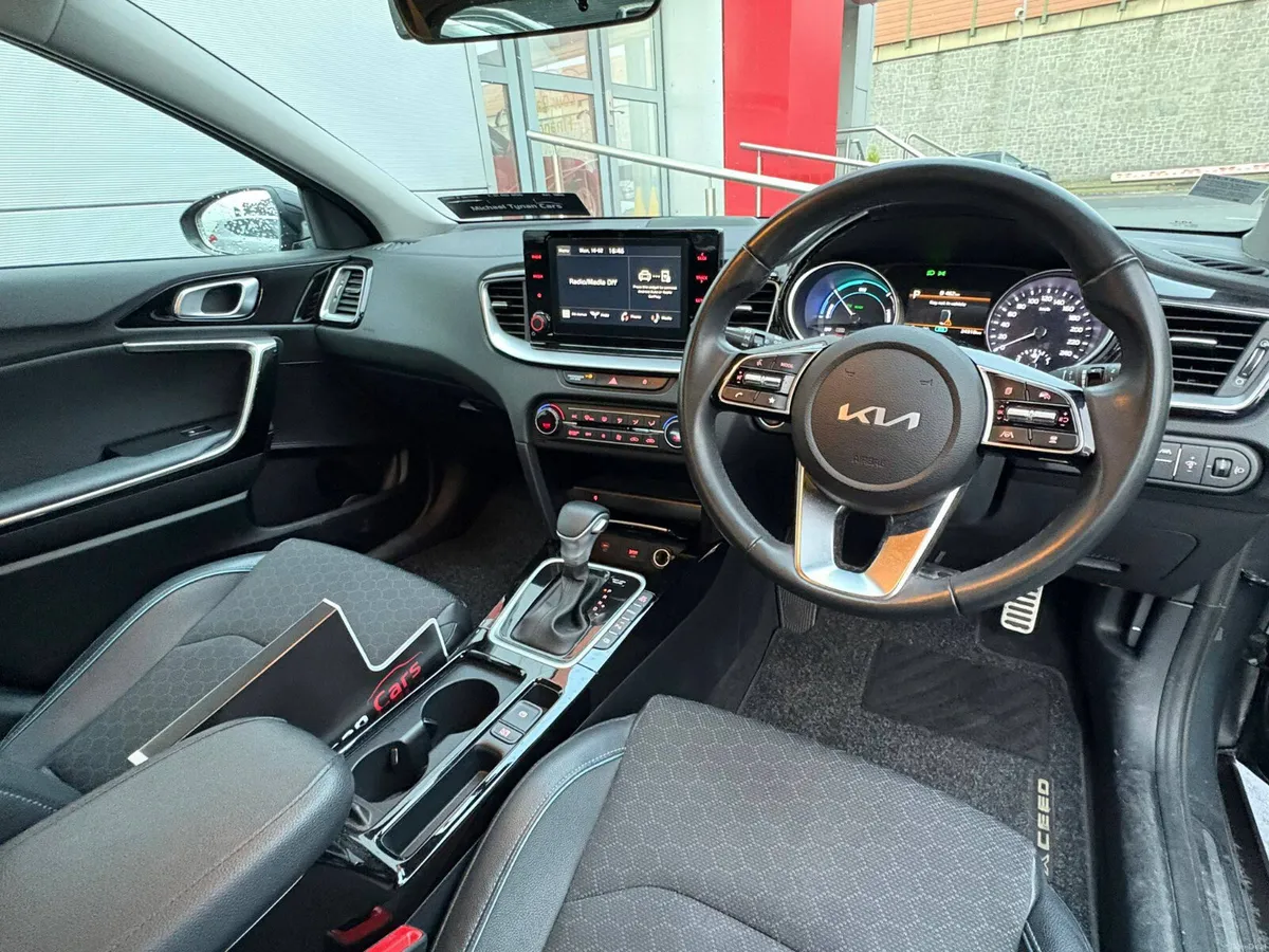 2024 Kia XCeed 1.6PHEV 18” Alloys, CarPlay, Camera - Image 4