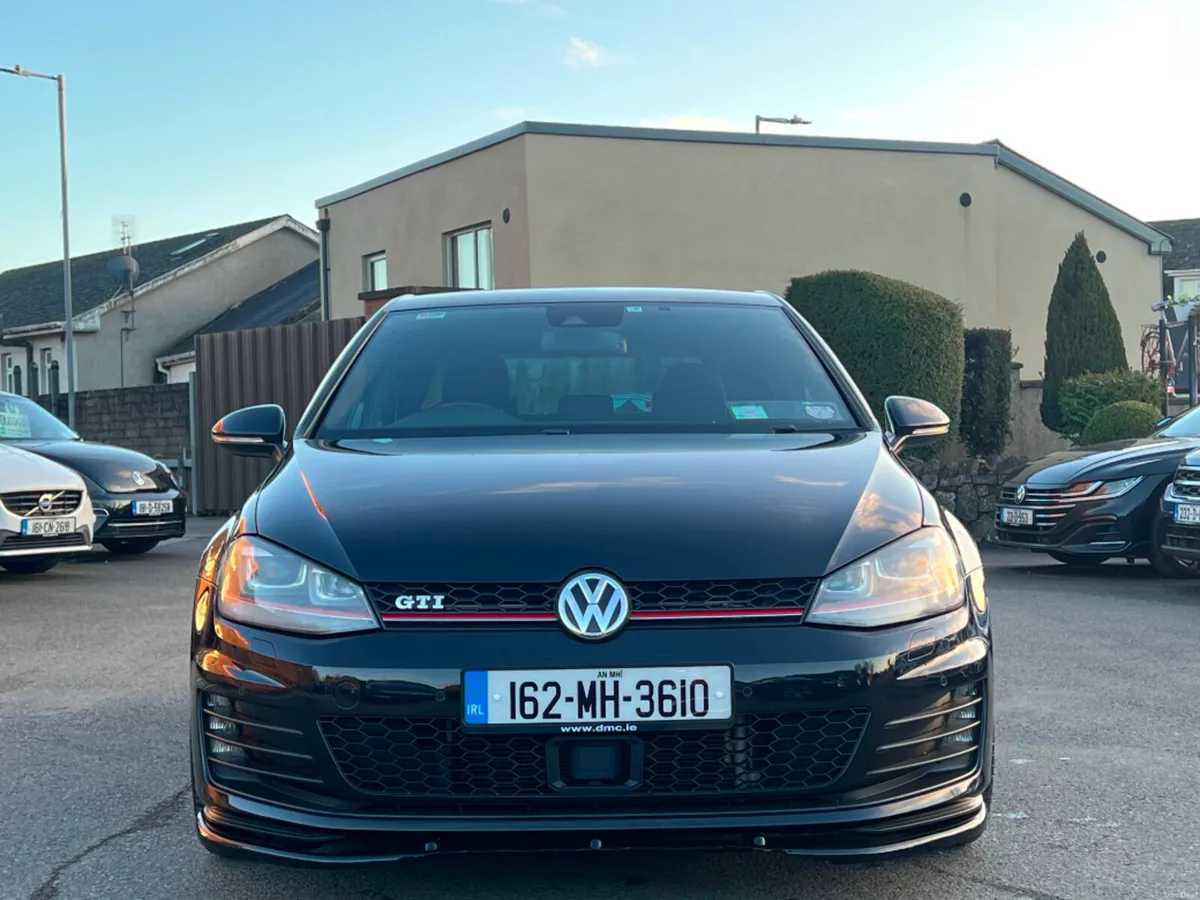 Volkswagen Golf GTI 220BHP DSG 5 DOOR *LOW KMS* - Image 2