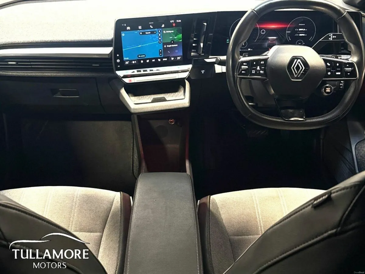 Renault Megane E-Tech EV60 220hp Techno - Image 2