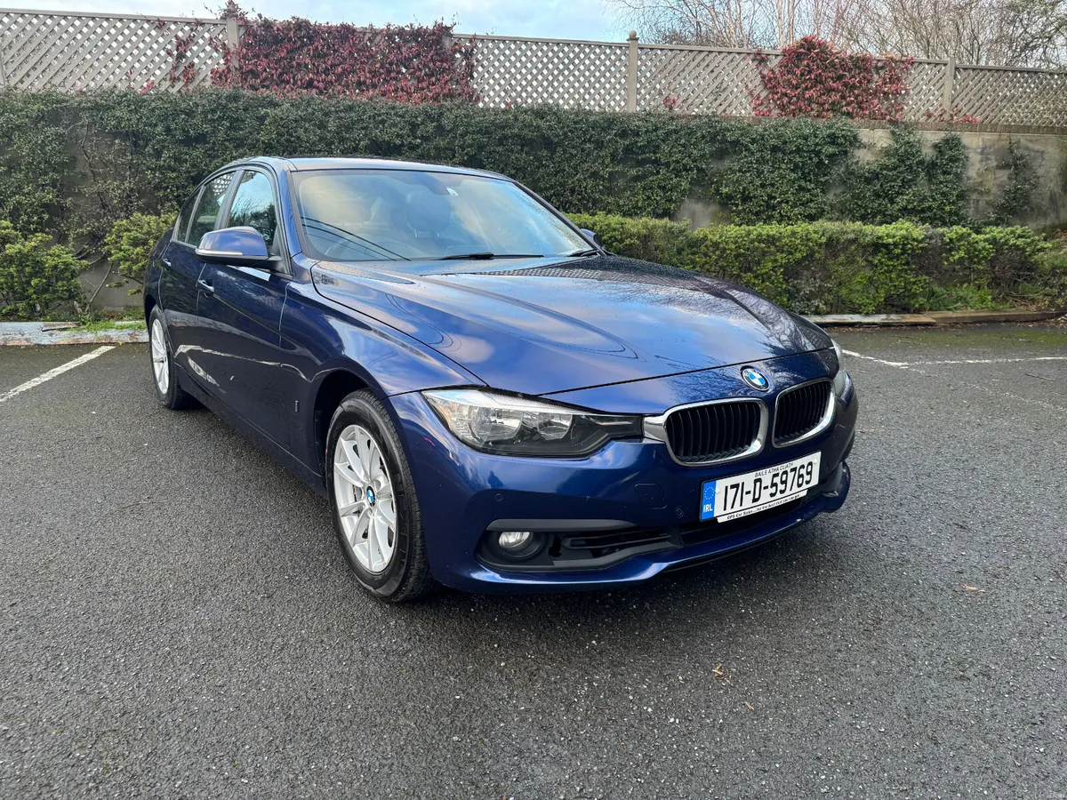 BMW 330e petrol plug-in hybrid  > * Special Deal * - Image 6