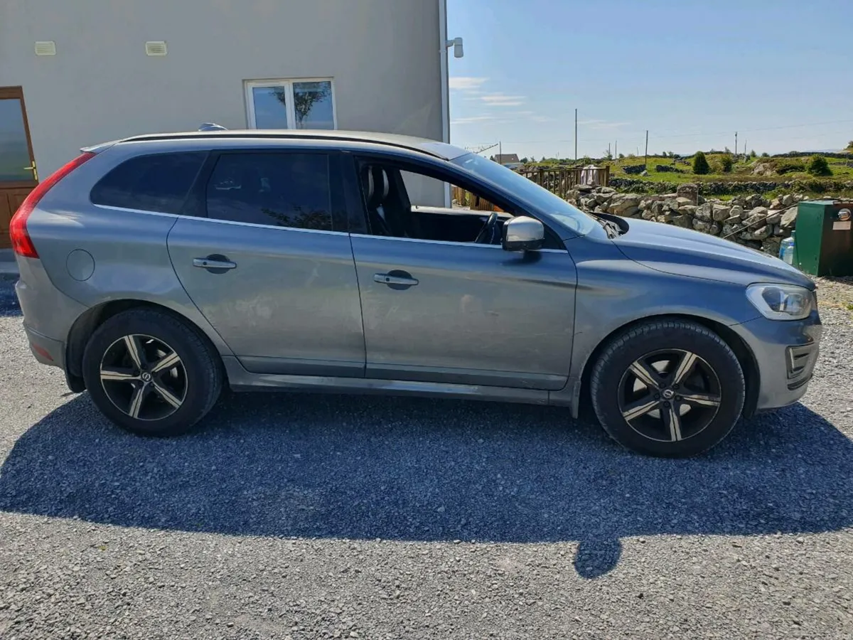 Volvo XC60 - Image 3