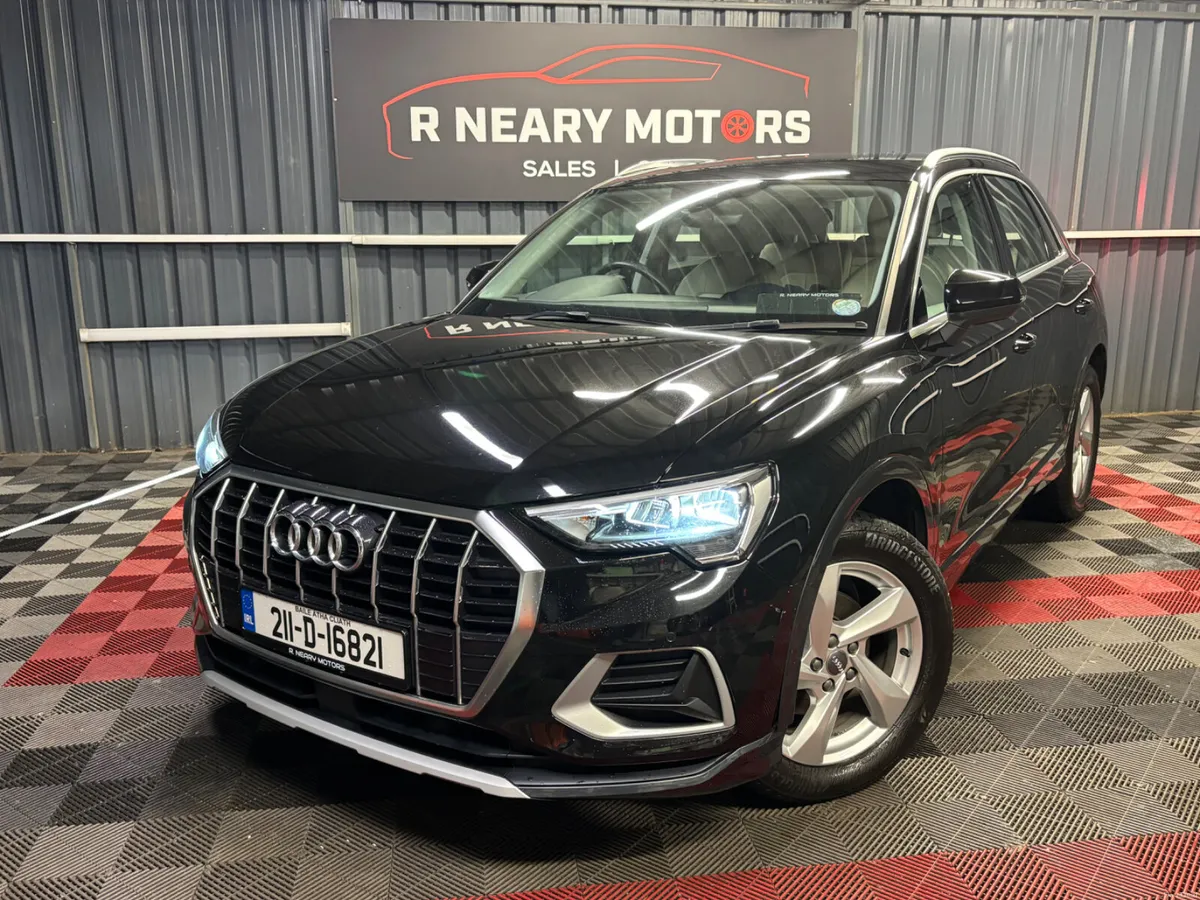 2021 Audi Q3 35 TFSI 150HP SE Manual Low KMS - Image 1