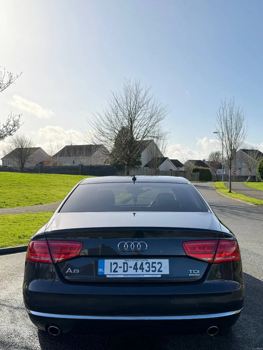 Audi A8 D4 3.0 TDI Quattro 2012 - Image 3