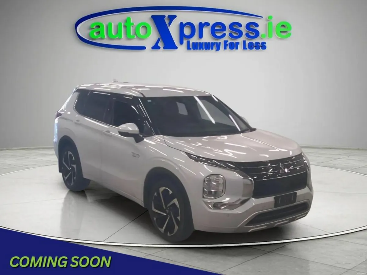 Mitsubishi Outlander 4WD PHEV Low mileage, Reversi - Image 1