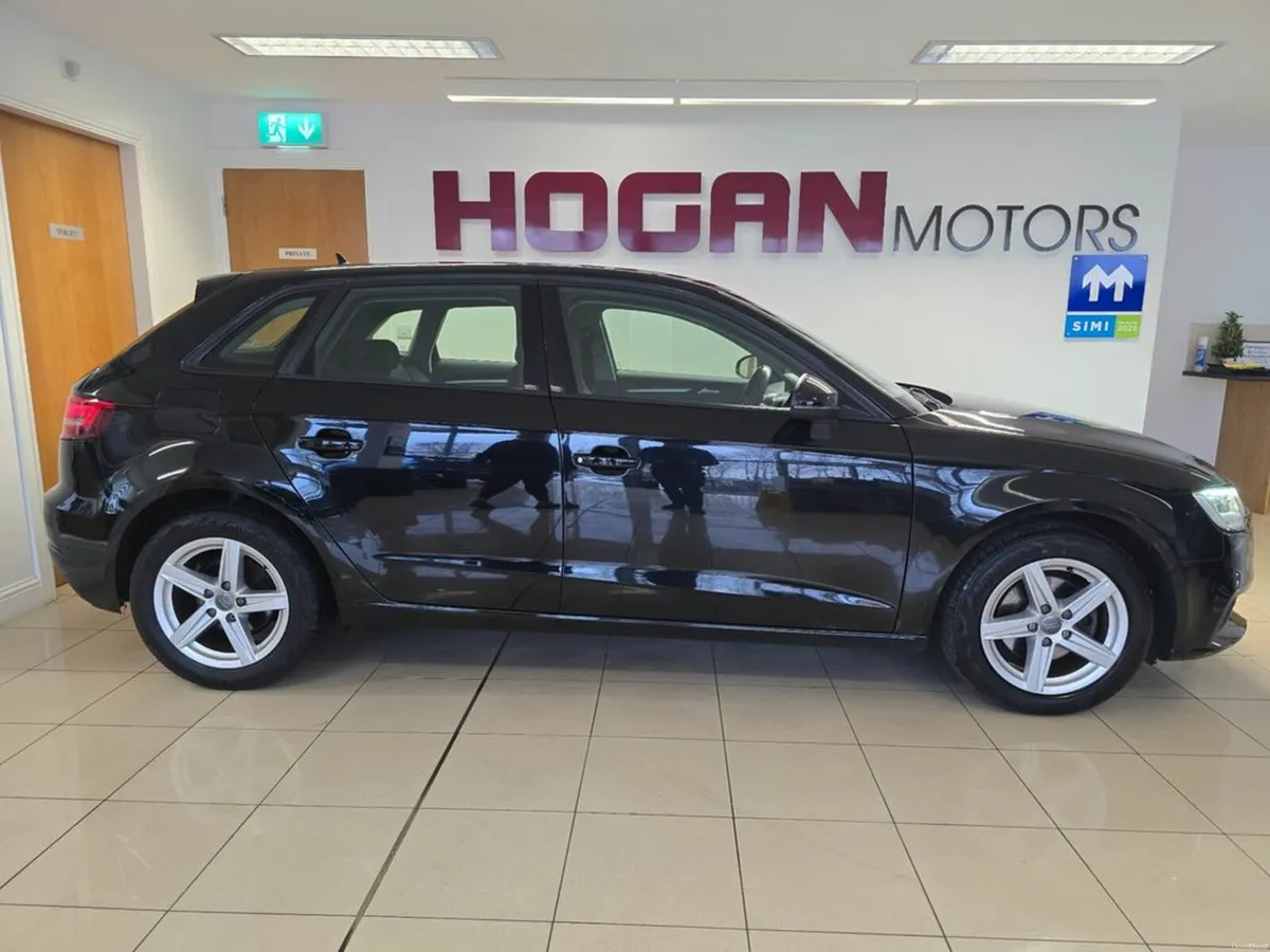 Audi A3 1.0 TFSi SE Sportback 5DR - Image 3