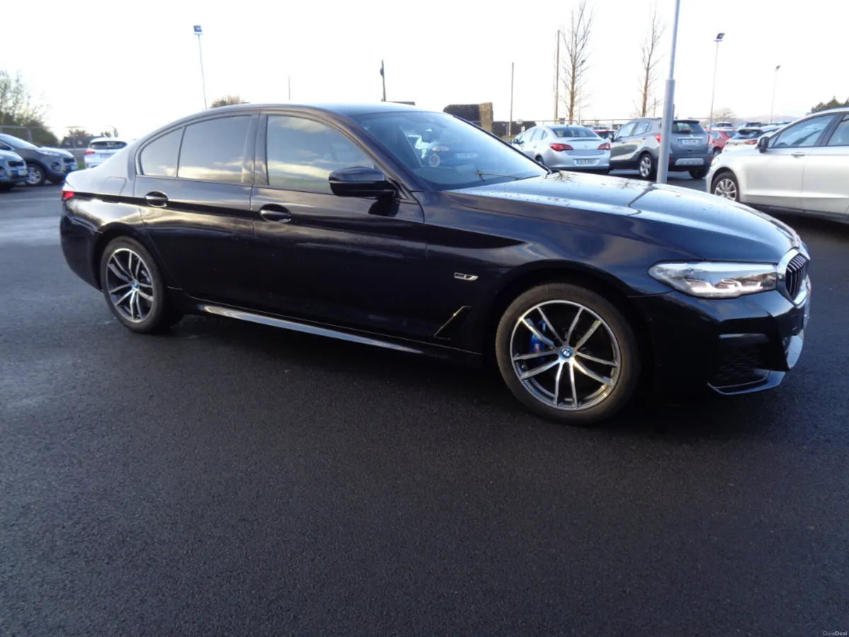 BMW 5-Series Plug-in Hy-Brid Petrol Saloon - Image 2