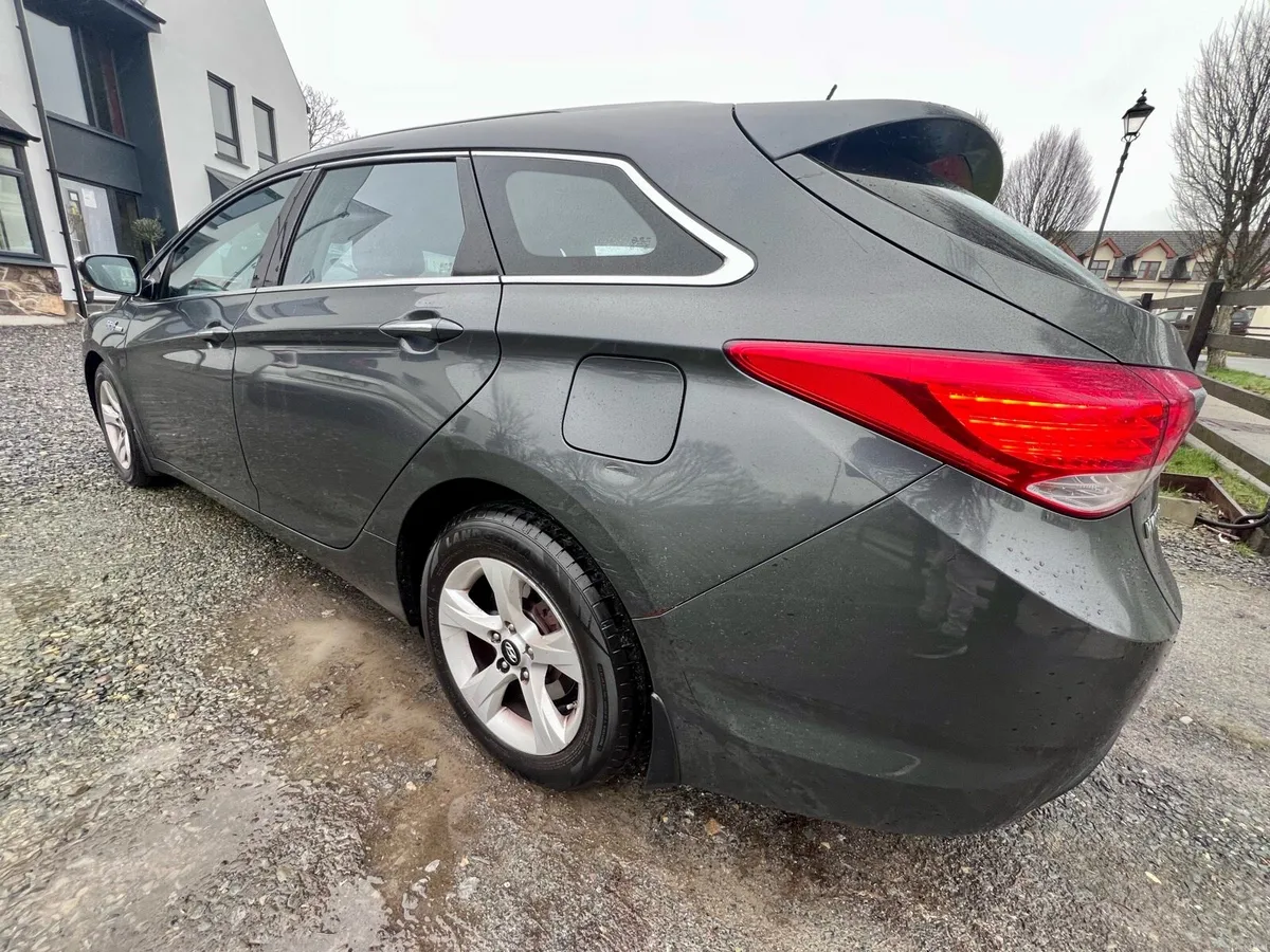 Hyundai 140 Estate 2014 141 - Image 2