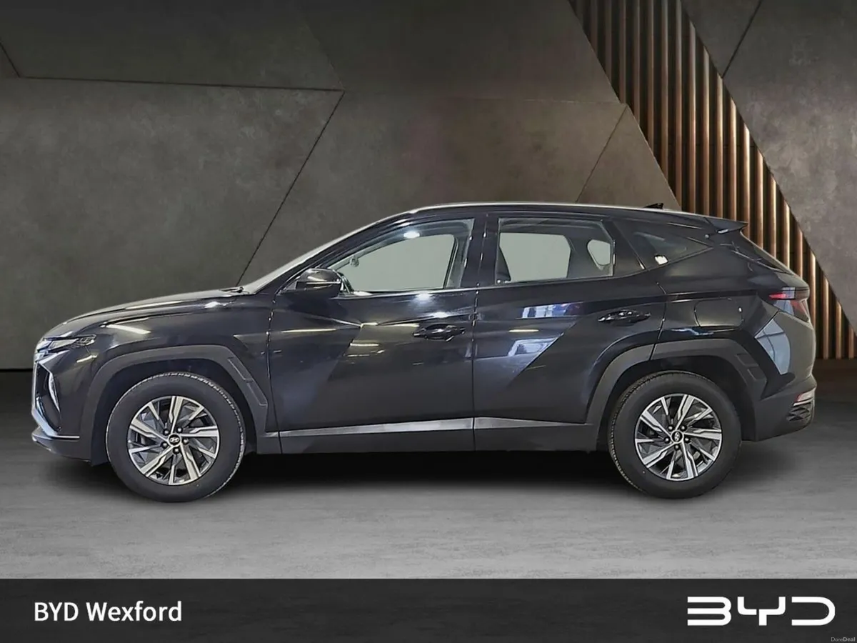 Hyundai Tucson 2WD Comfort Plus (DEPOSIT TAKEN) - Image 4