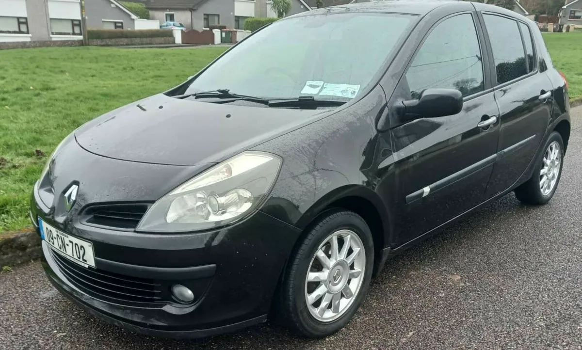 2009 Renault Clio nct and tax - Image 2