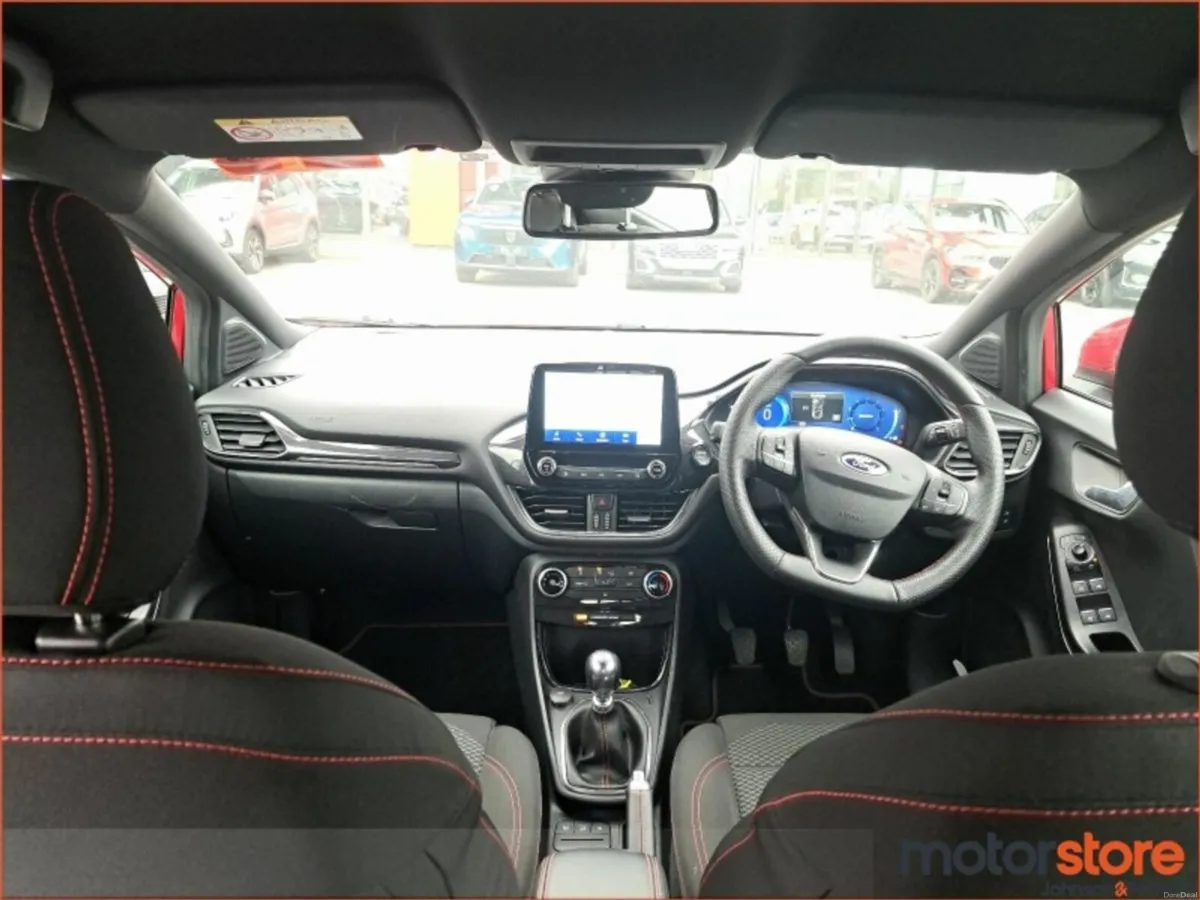 Ford Puma 1.0L EcoBoost Hybrid 155PS Titanium - Image 4