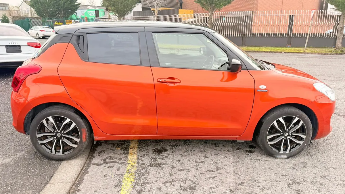 SUZUKI SWIFT Hybrid 2020 - Image 3