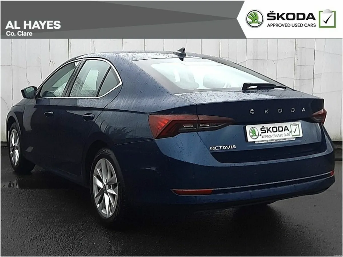 Skoda Octavia **TINY MILEAGE**AMBITION--2.0TDI 115 - Image 3