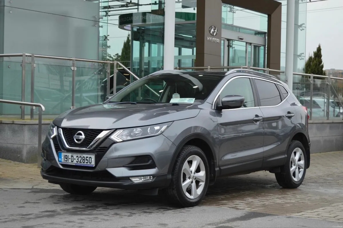 Nissan Qashqai 1.3 PET SV - Image 1