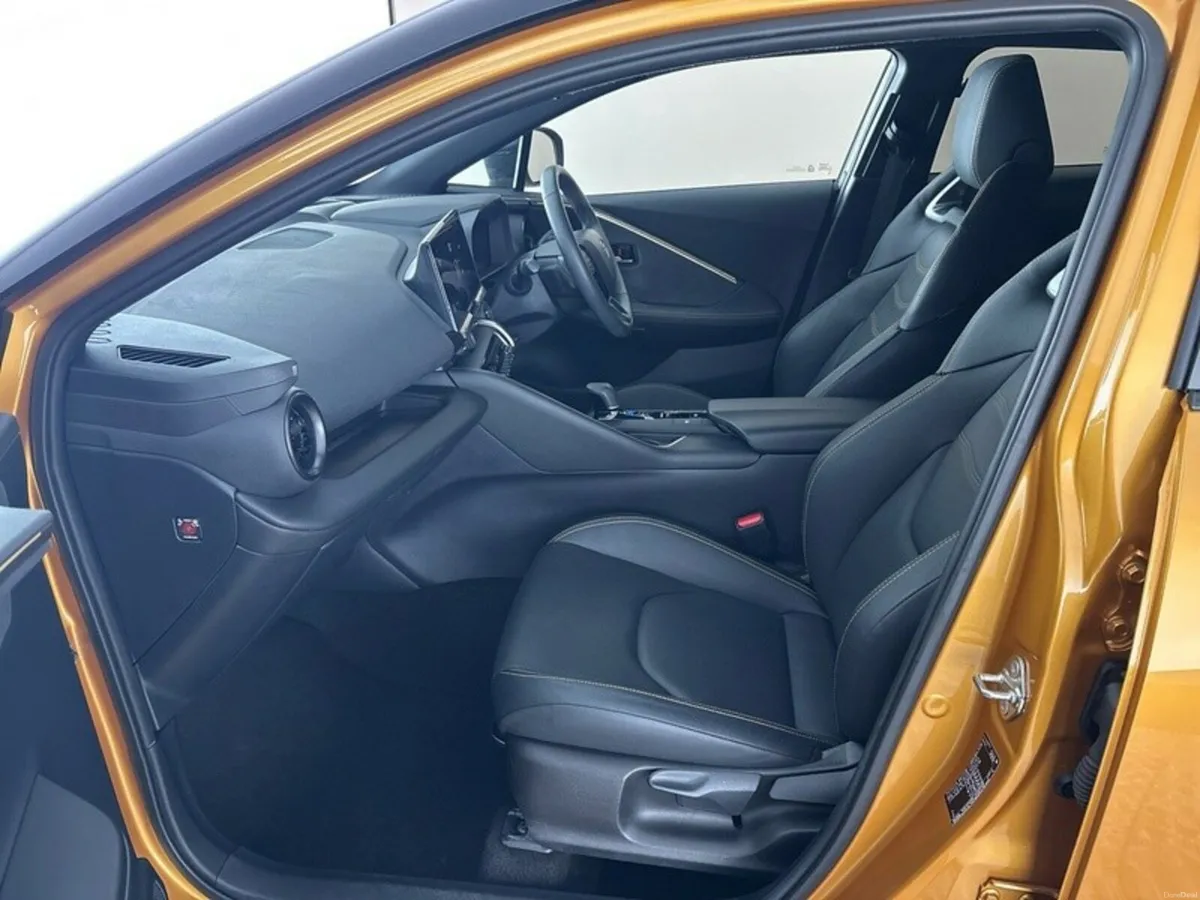 Toyota C-HR 2.0 HYBRID PREMIERE EDITION - Image 6
