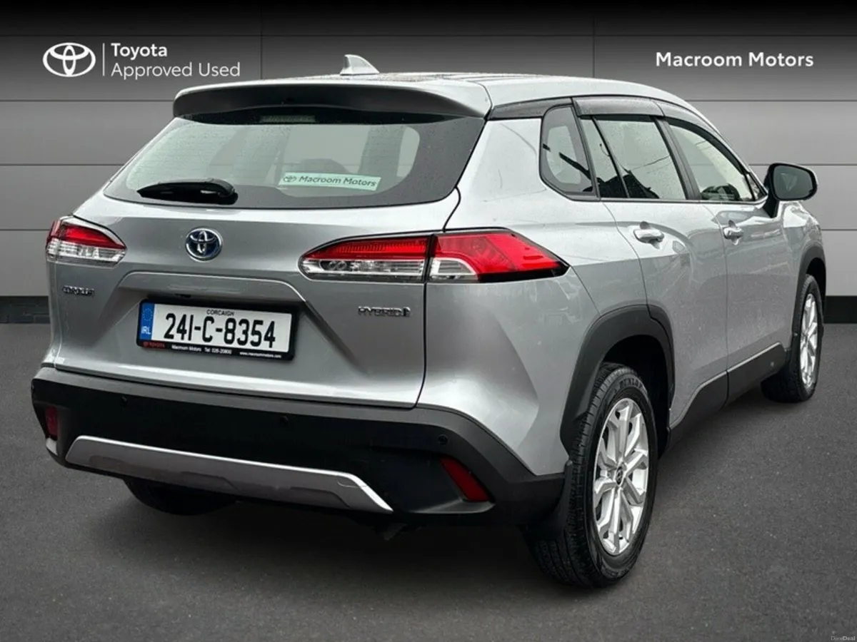 Toyota Corolla Cross CROSS LUNA 1.8 - Image 2