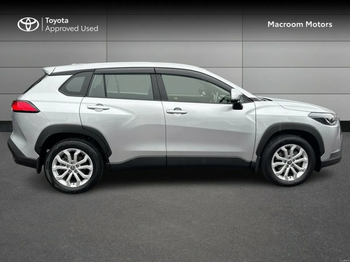 Toyota Corolla Cross CROSS LUNA 1.8 - Image 3