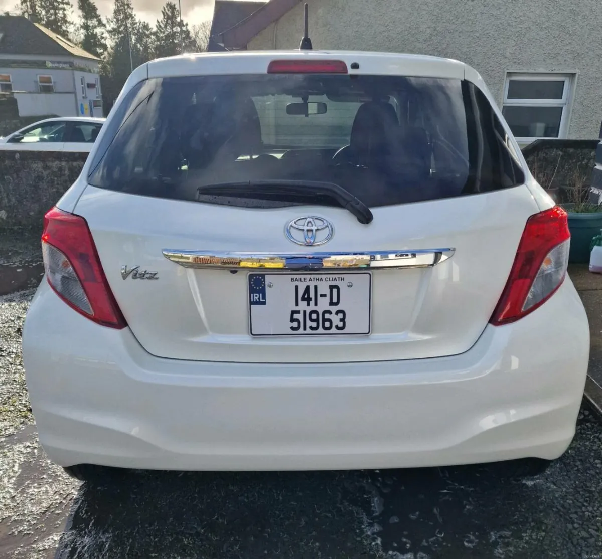 Toyota Vitz 1.3 Automatic - Image 4