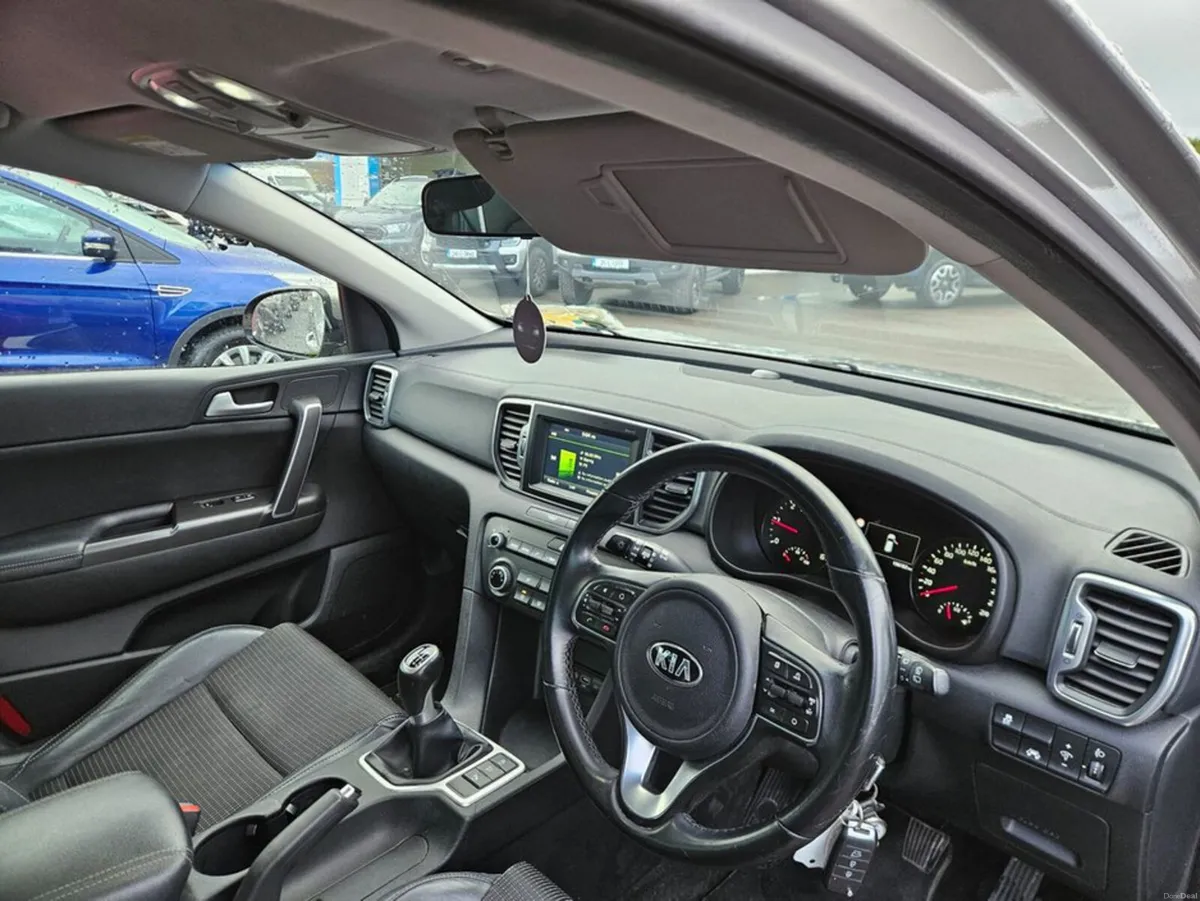 Kia Sportage EX 5DR - Image 3