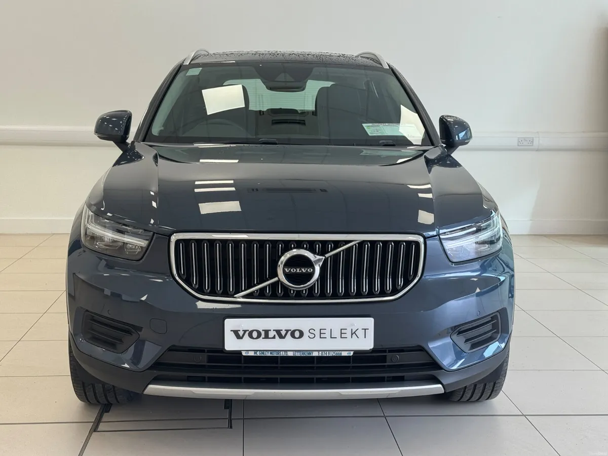 Volvo XC40 2022 - Image 2