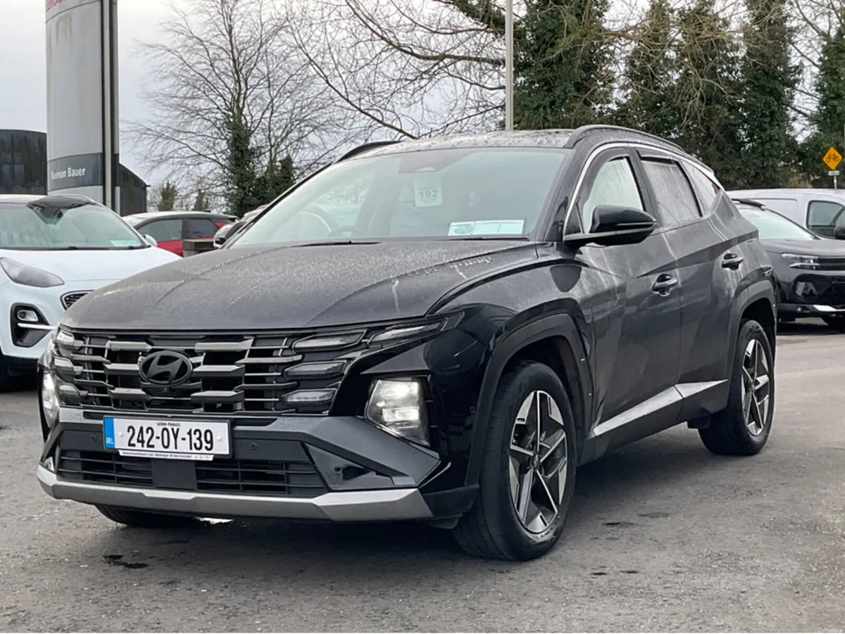 Hyundai Tucson EXECUTIVE PLUS 5DR - Image 3