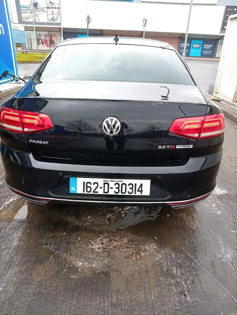 VW Passat 2l  190 bhp dsg r line - Image 4