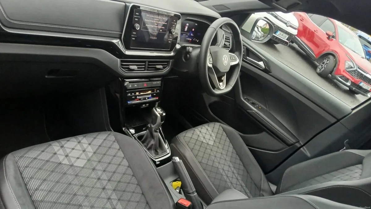 Volkswagen T-Cross R-Line 1.0 TSI 116HP **AUTOMATI - Image 3