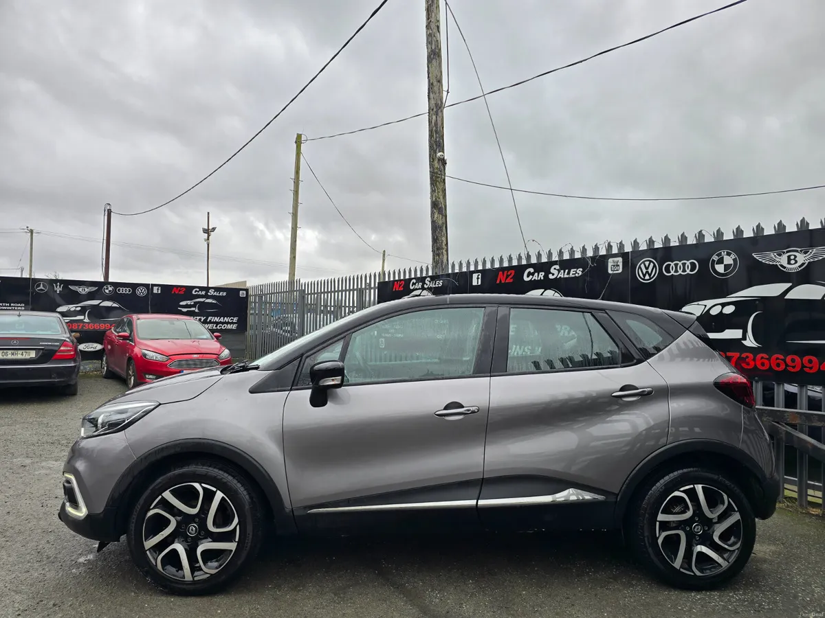 181 Renault Capture 1.0 Petrol, LOW MILES, NEW NCT - Image 4