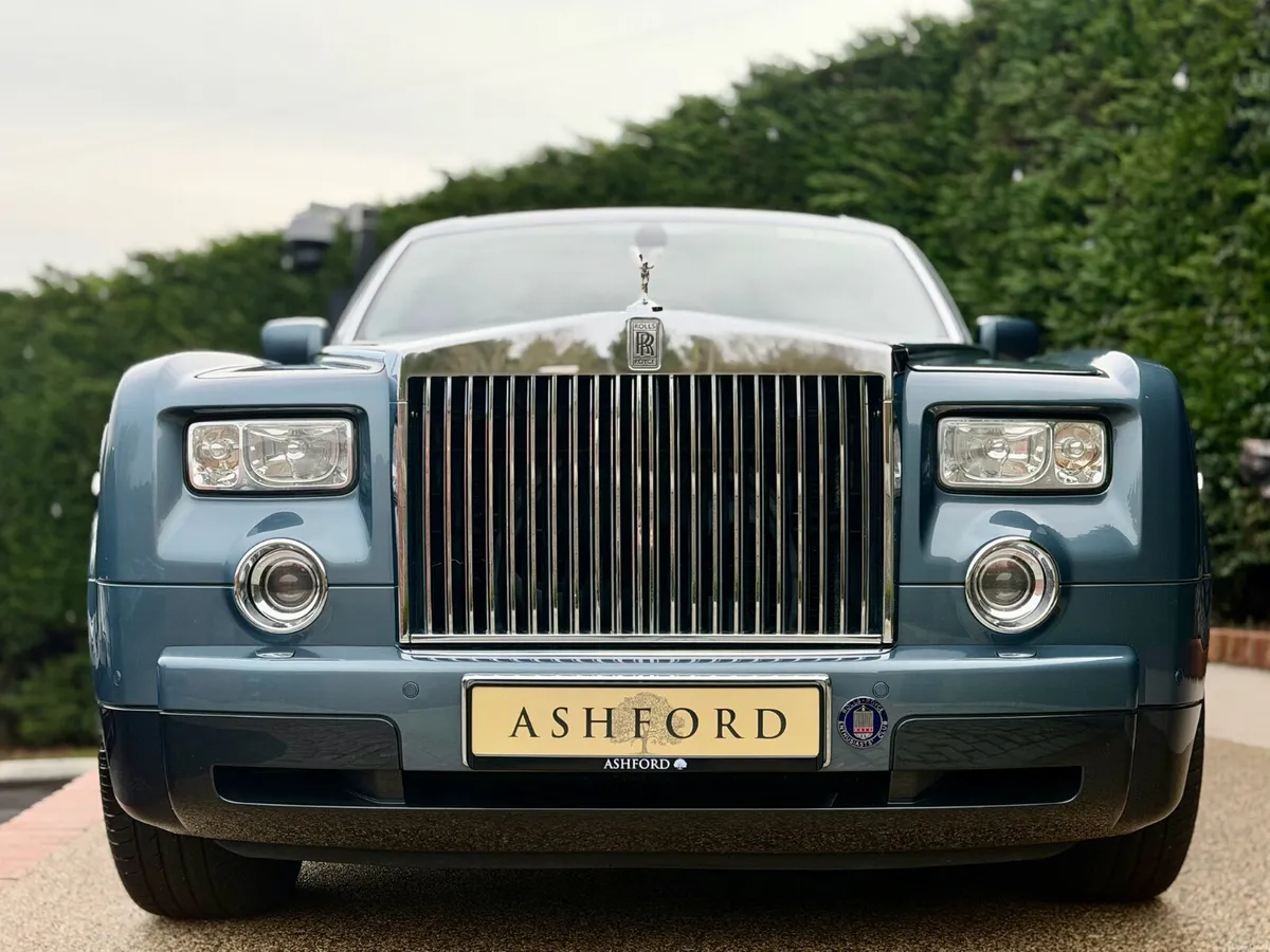 Rolls-Royce Phantom 6.75 V12 454BHP - Image 2