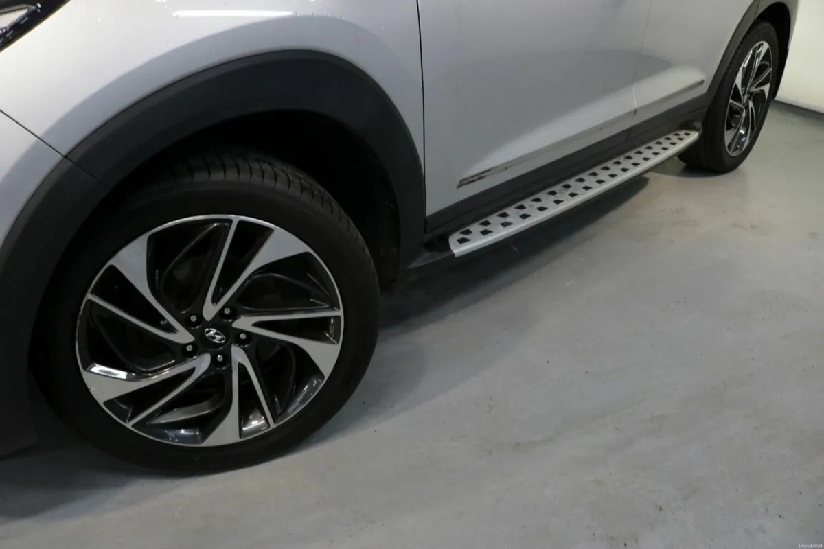 Hyundai Tucson EXECUTIVE PLUS 1.6L DIESEL SUV - Image 3