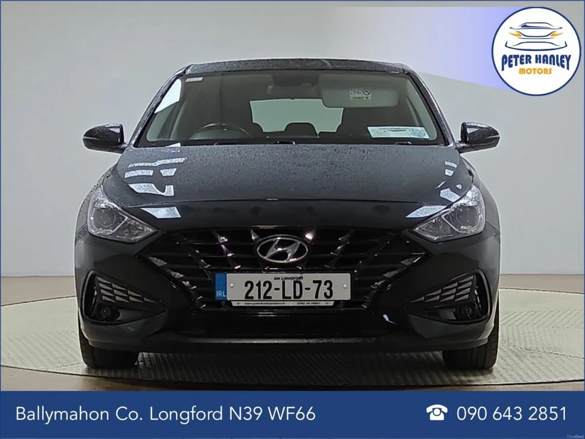 Hyundai i30 Diesel Deluxe - Image 3