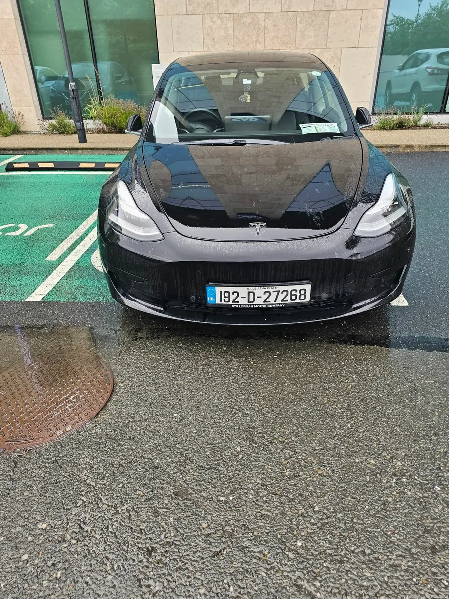 Tesla Model 3 2019 - Image 1