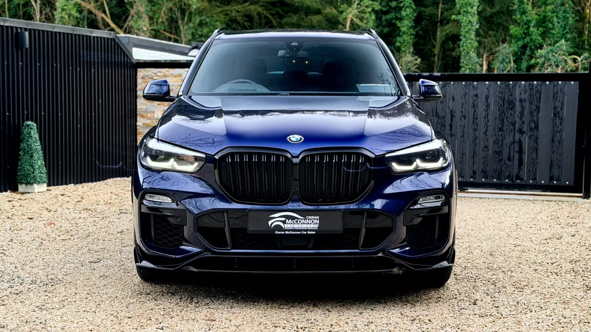 2021 (211)  BMW X5 45e M Sport Pro 390bhp - Image 3