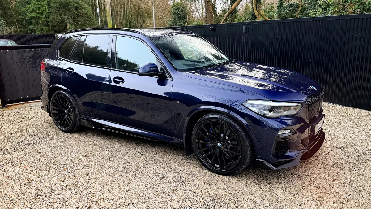 2021 (211)  BMW X5 45e M Sport Pro 390bhp - Image 4