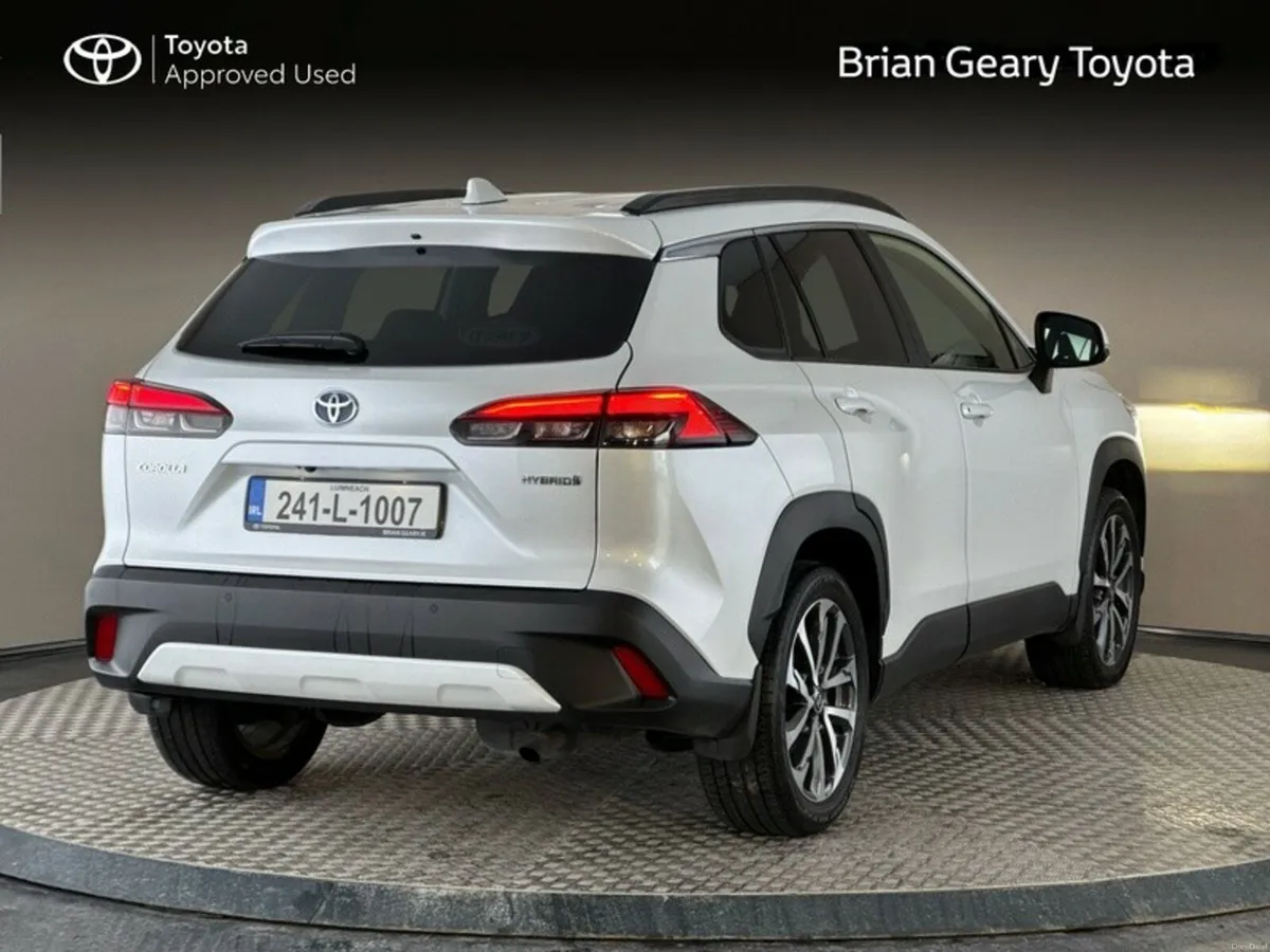 Toyota Corolla Cross HYBRID SPORT - Image 2