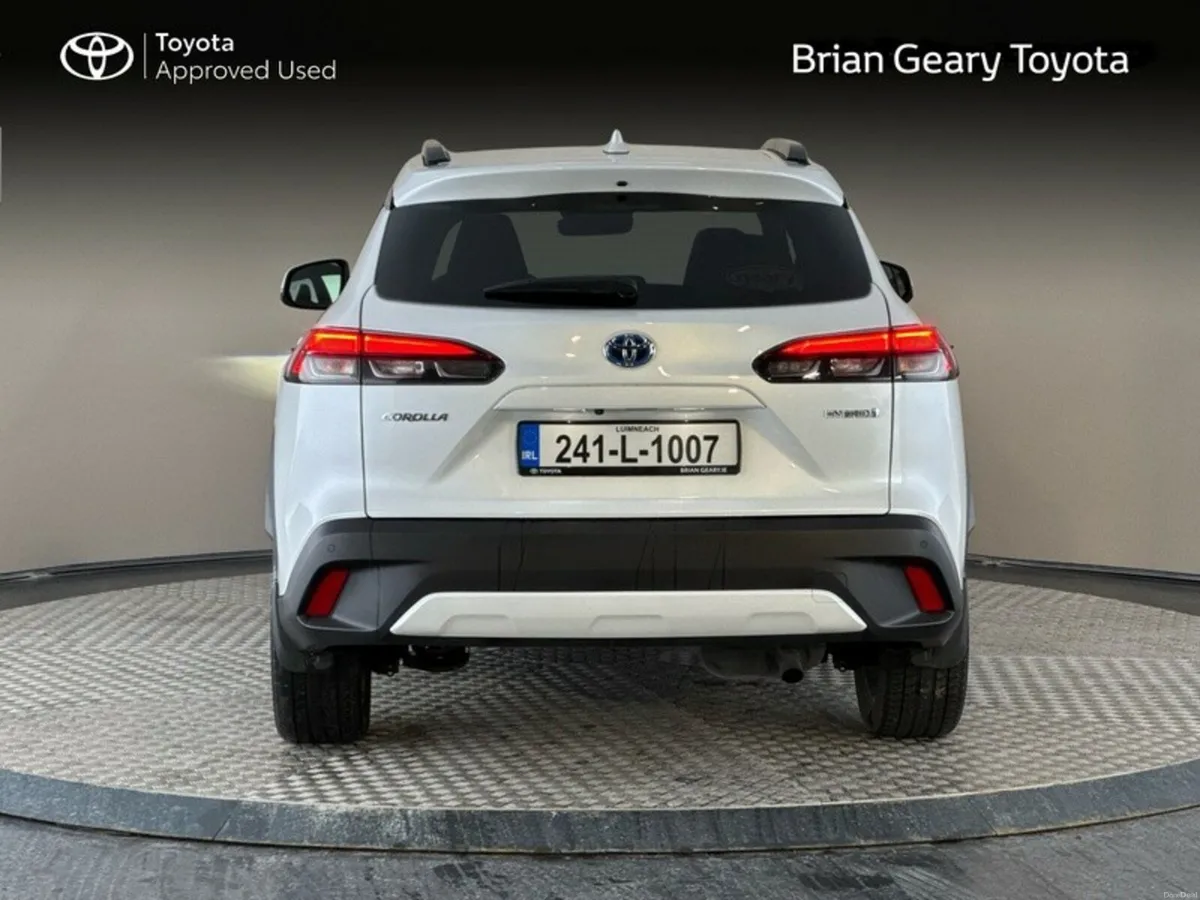 Toyota Corolla Cross HYBRID SPORT - Image 4