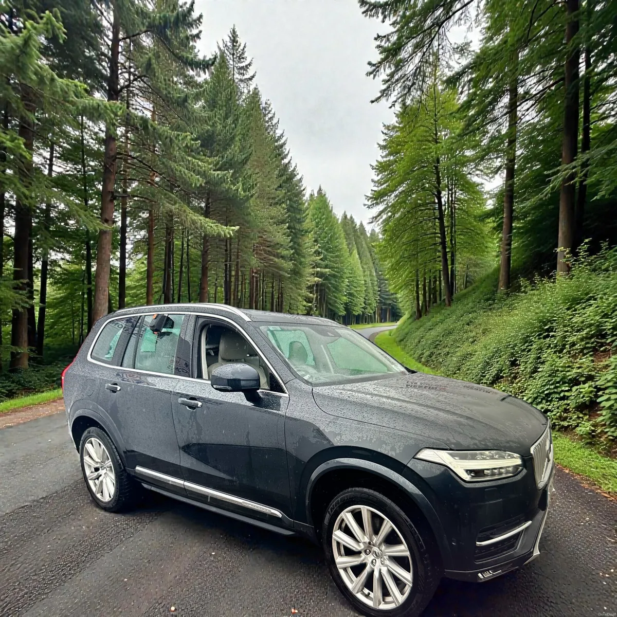 Volvo XC90 D5 (235hp) AWD Inscription Geartronic - Image 3