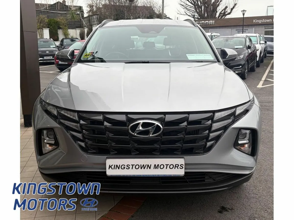 Hyundai Tucson Executive HEV 5DR Auto - Image 2