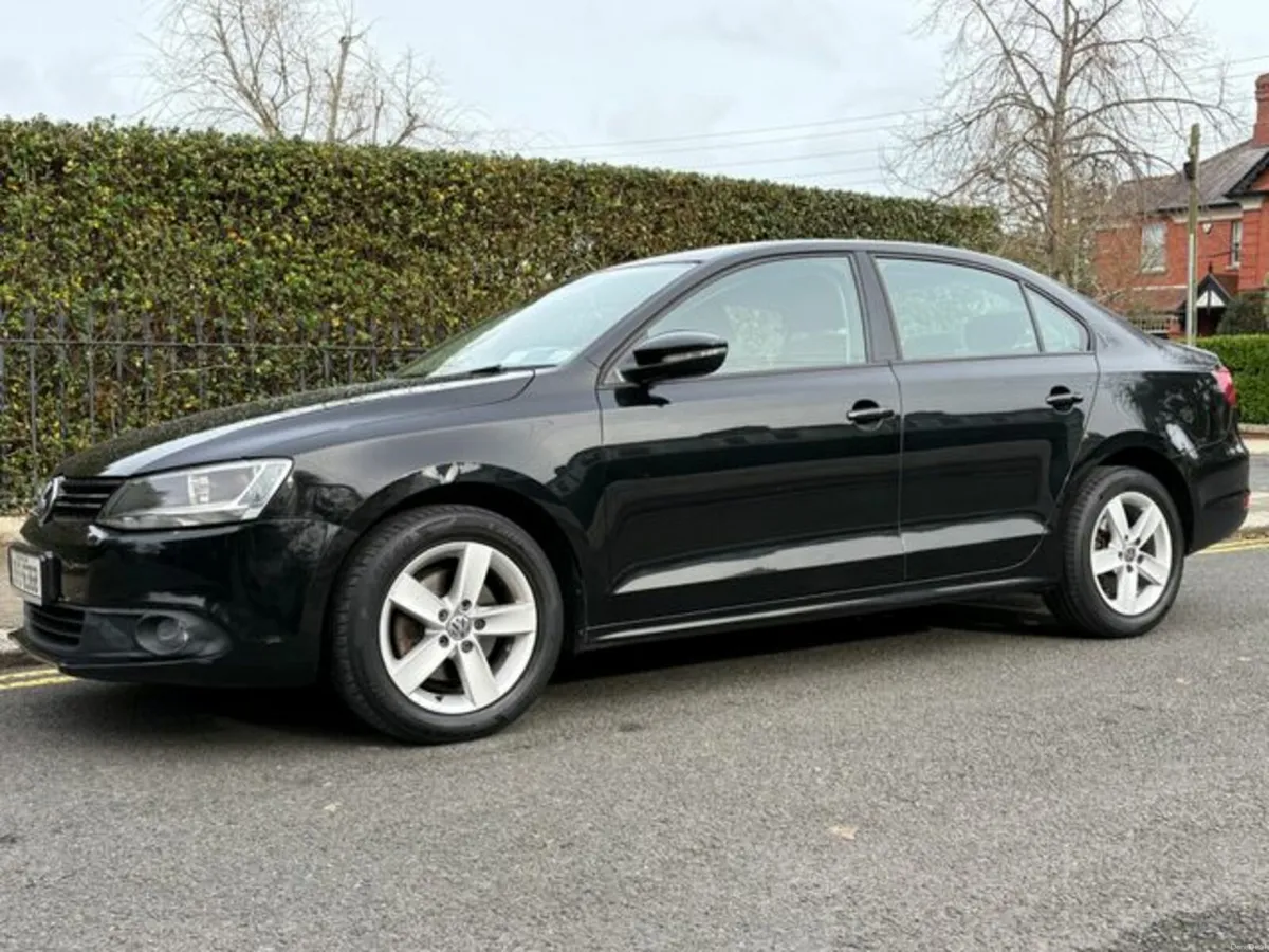 Volkswagen Jetta 1.6TDI - FULL SERVICE HISTORY - Image 3