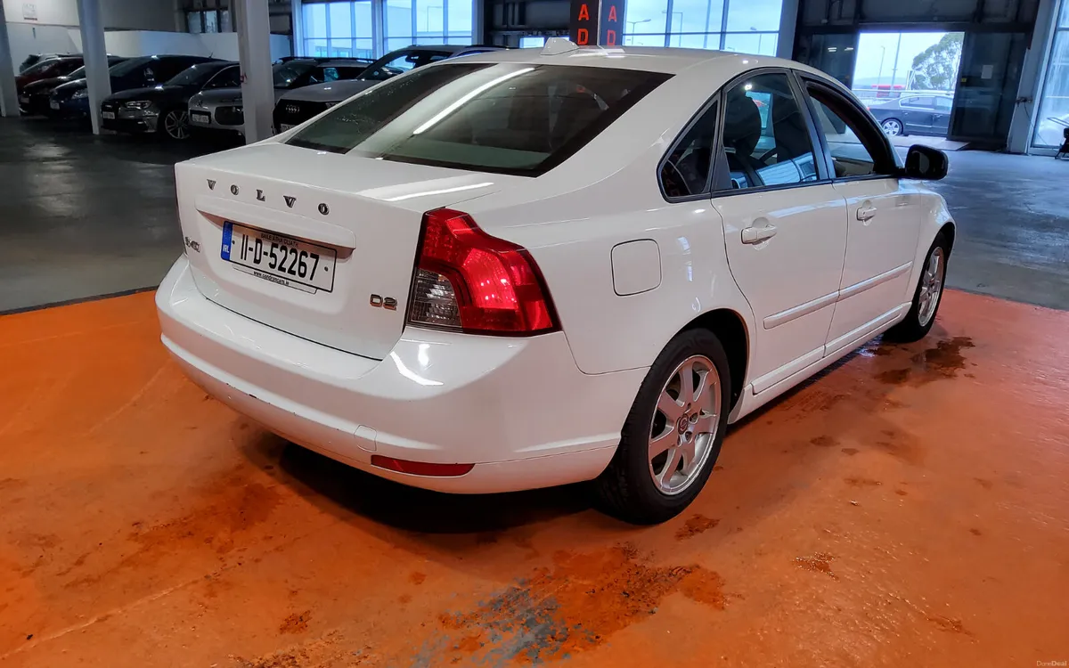 Volvo S40 2011 - Image 4