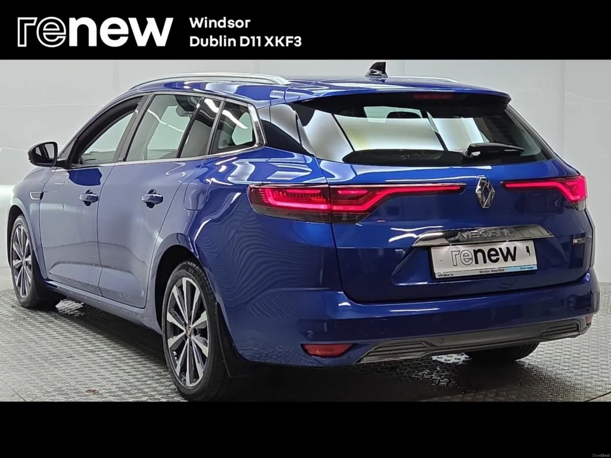 Renault Megane E-TECH PHEV 160 Auto RS-Line ST - Image 4