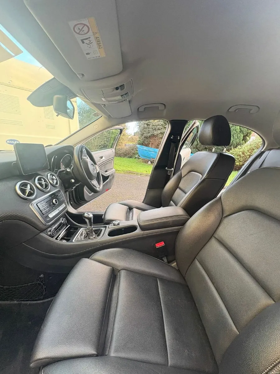 Mercedes-Benz A-Class 2016 - Image 3