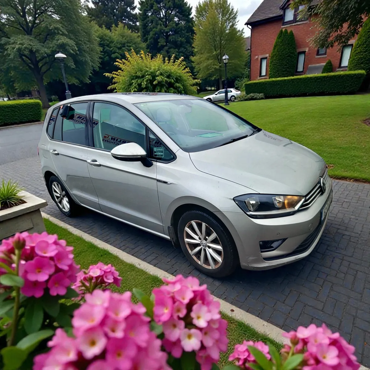 2016 Volkswagen Golf 1.2 TSI 110 bhp Lounge - Image 1